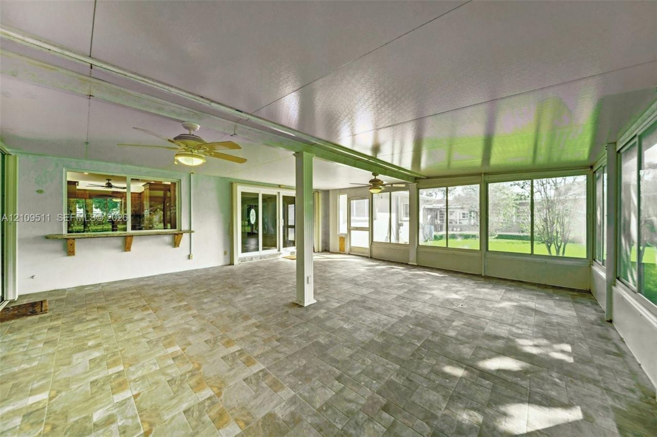 6260 Rose Ter, Plantation, FL 33317 Photo