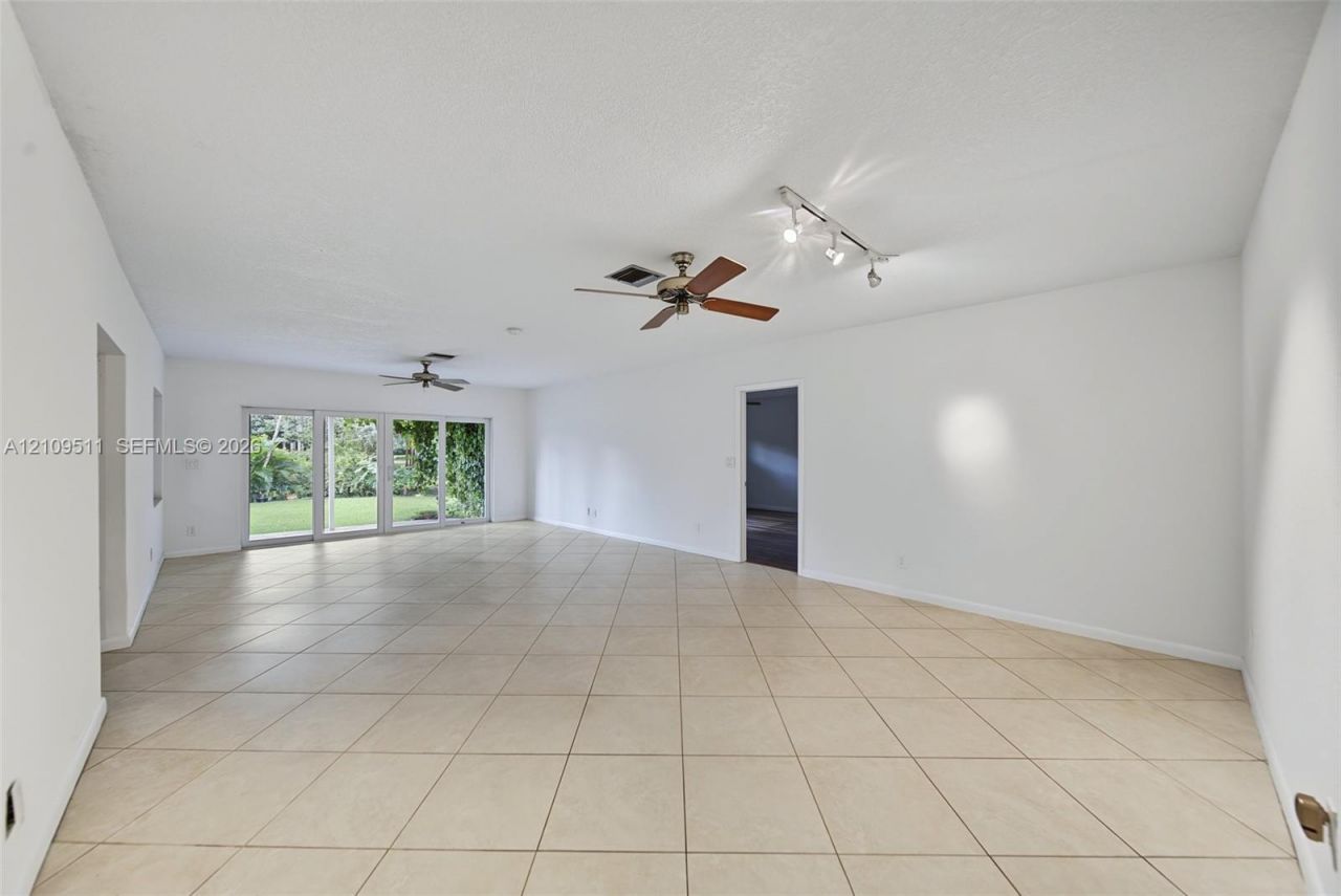 6260 Rose Ter, Plantation, FL 33317 Photo