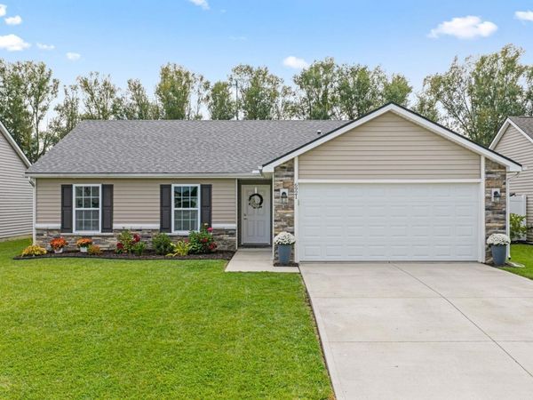 6921 King Lear Boulevard, Fort Wayne, IN 46818