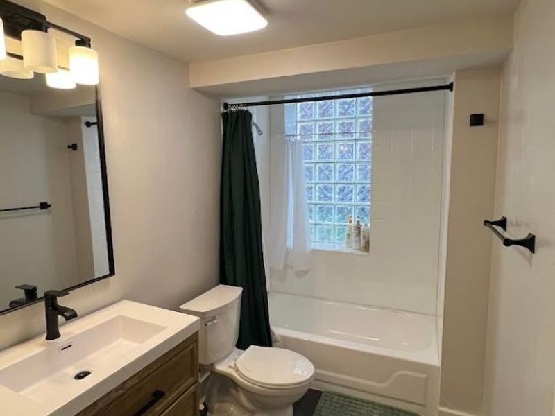 2617 Euclid Heights Boulevard , Unit 7, Cleveland Heights, OH 44106 Photo 9