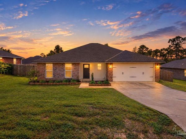 420 Scooter Cv, Crestview, FL 32539