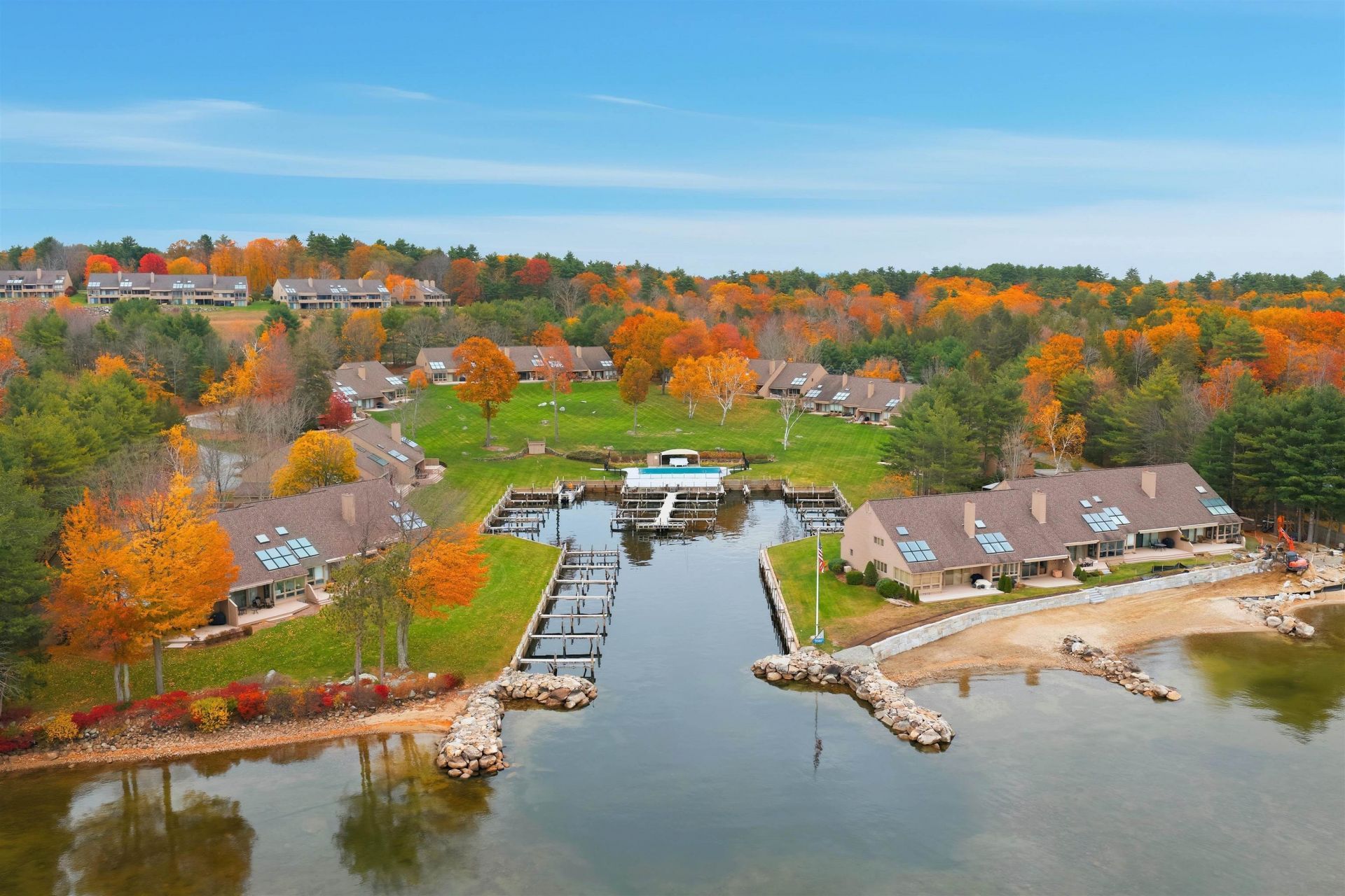 2 Portside Drive, Unit 4, Moultonborough, NH 03254 Main Photo