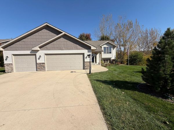 1005 12th Street SE, Waseca, MN 56093