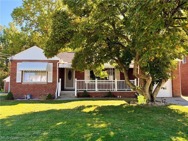 5203 W Ridgewood Drive , Parma, OH 44134