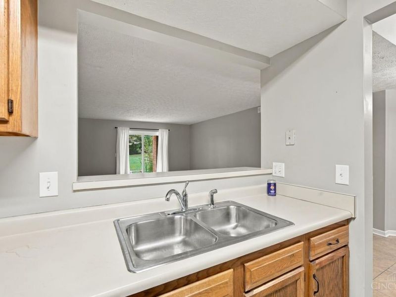 9610 Crosley Farm Drive, Unit 2, Colerain Township, OH 45251 Photo 19