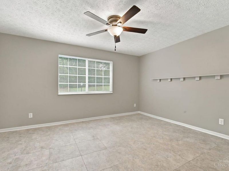 9610 Crosley Farm Drive, Unit 2, Colerain Township, OH 45251 Photo 28