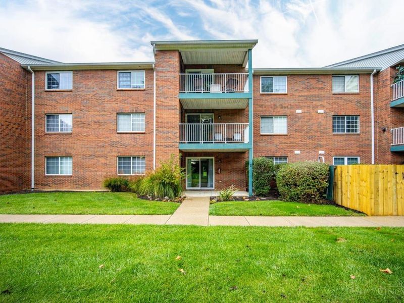 9610 Crosley Farm Drive, Unit 2, Colerain Township, OH 45251 Photo 34