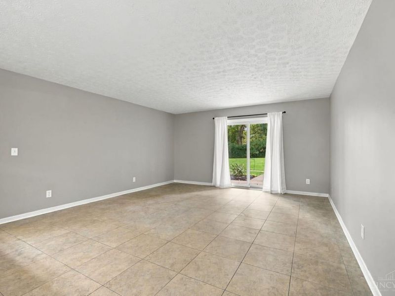 9610 Crosley Farm Drive, Unit 2, Colerain Township, OH 45251 Photo 7