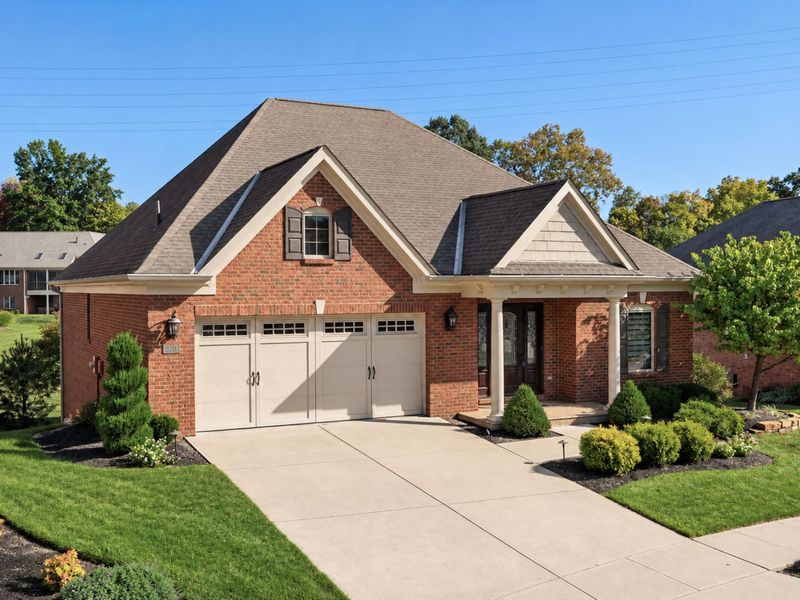 819 Woodside Court, Villa Hills, KY 41017 Photo 2