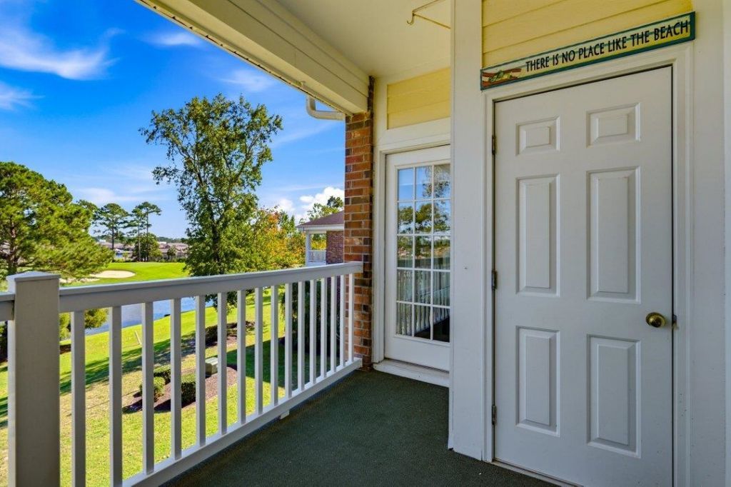 695 Riverwalk Dr. Photo 4