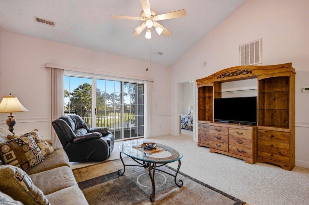 695 Riverwalk Dr. Photo 9