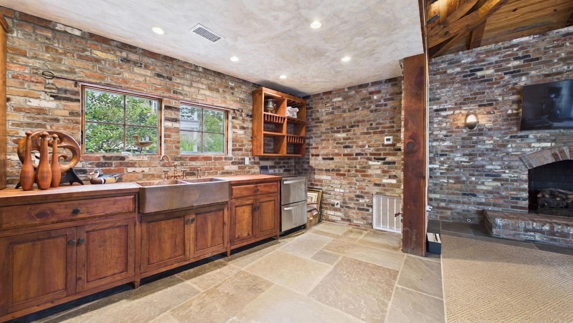 940 Paul Revere Drive Photo 100