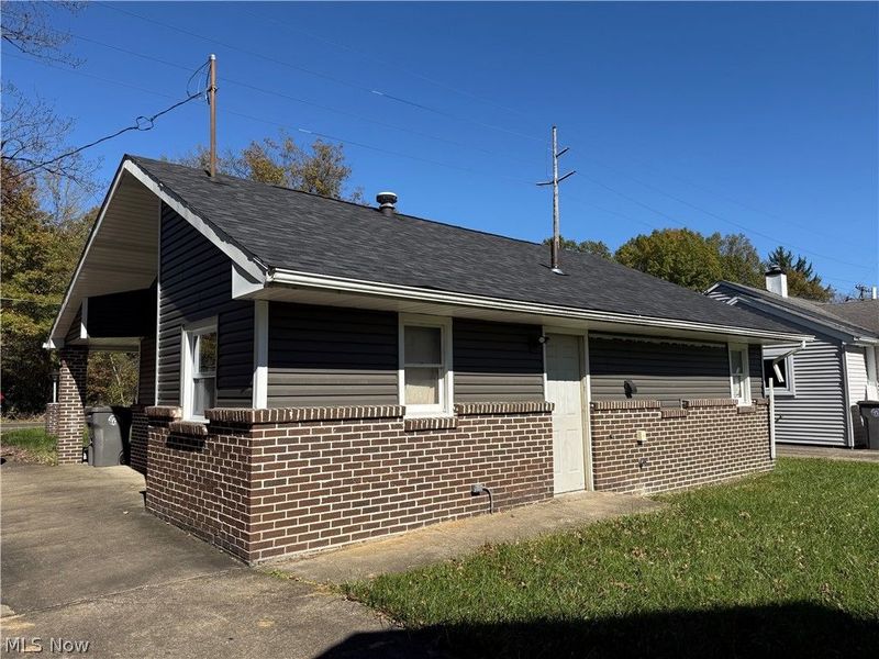 3203 Mcguffey Road, Youngstown, OH 44505 Photo 6