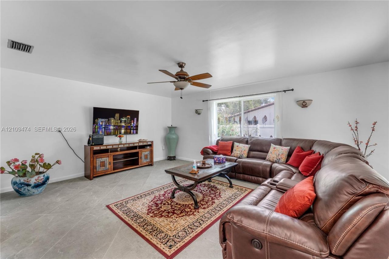 13321 SW 105th Ave , Miami, FL 33176 Photo