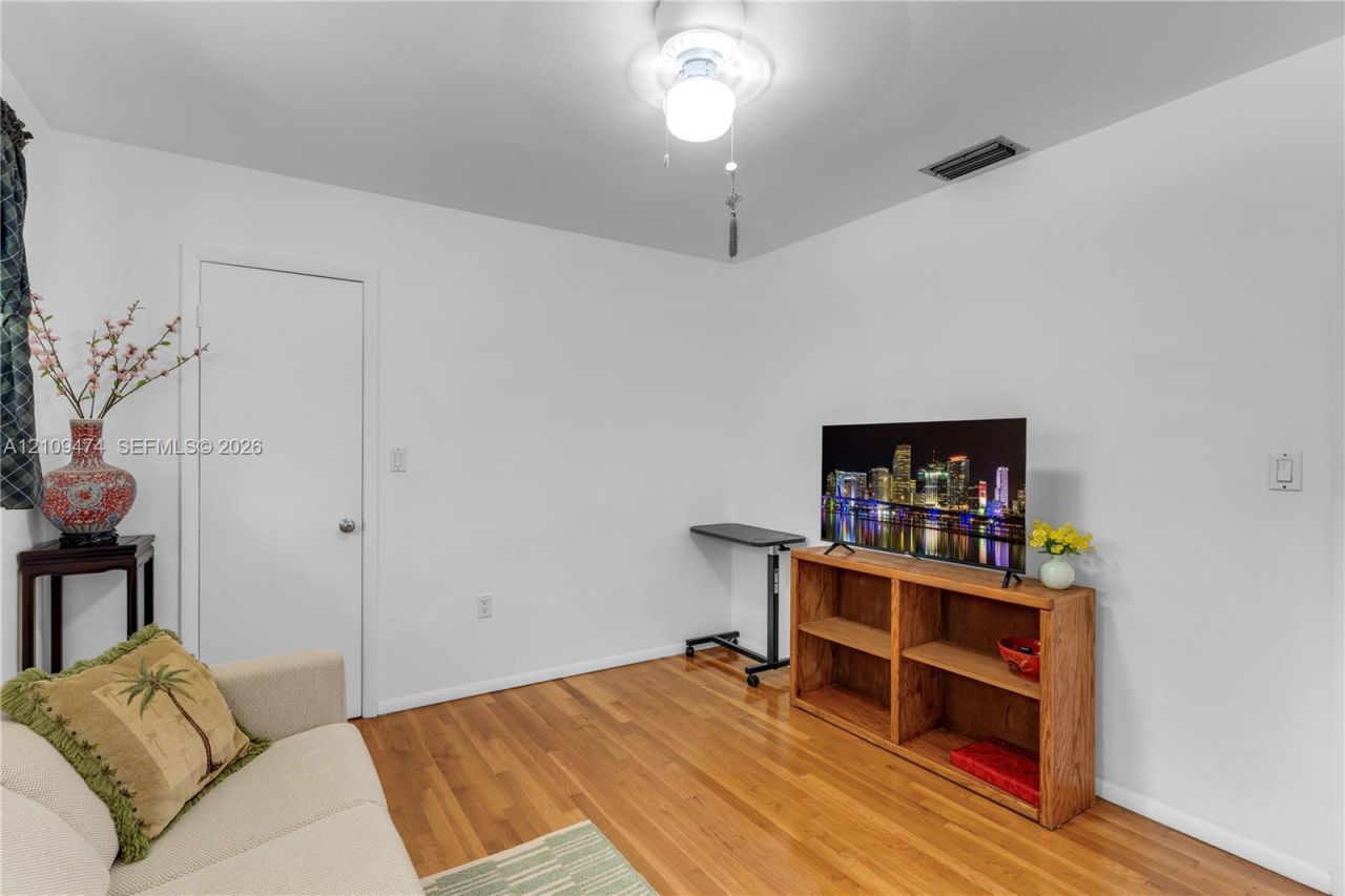13321 SW 105th Ave , Miami, FL 33176 Photo