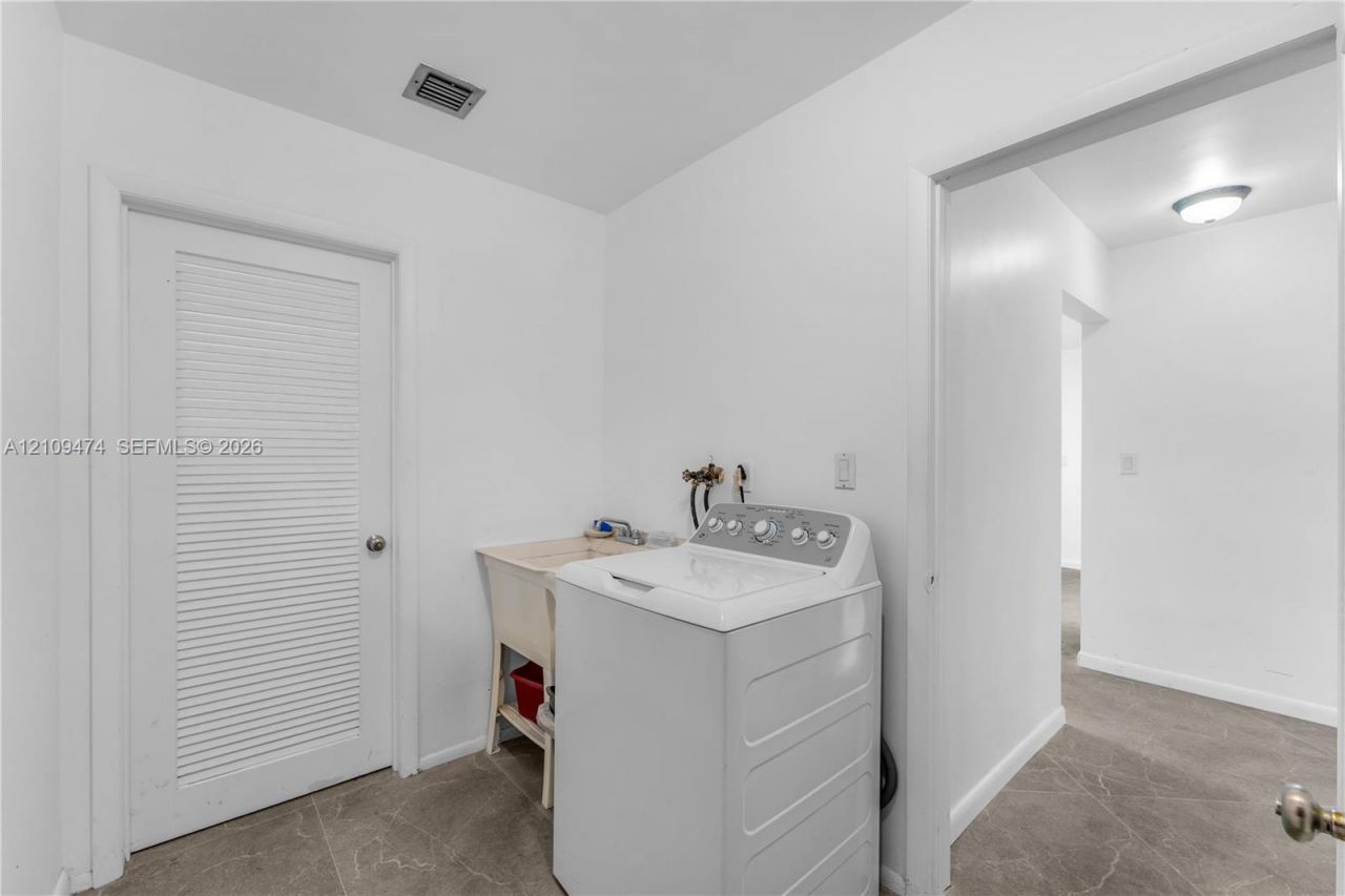 13321 SW 105th Ave , Miami, FL 33176 Photo