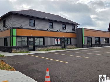 1101 Niagara Falls Boulevard, Buffalo, NY 14226
