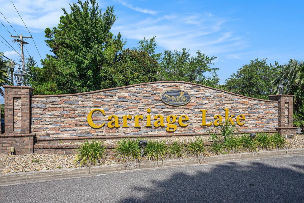 253 Carriage Lake Dr.  Photo 31