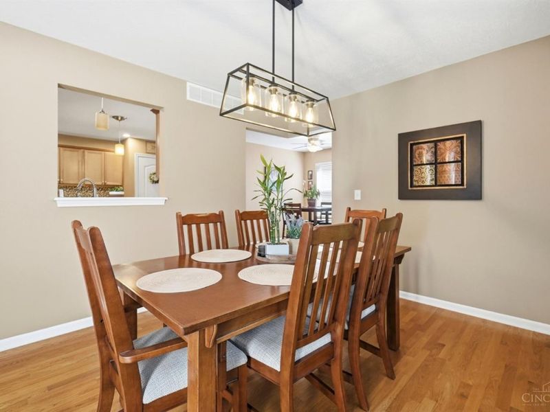 7426 Wethersfield Drive, Hamilton Township, OH 45039 Photo 12