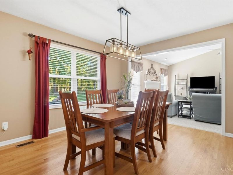 7426 Wethersfield Drive, Hamilton Township, OH 45039 Photo 13