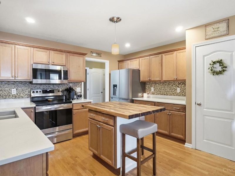 7426 Wethersfield Drive, Hamilton Township, OH 45039 Photo 15