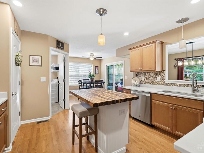 7426 Wethersfield Drive, Hamilton Township, OH 45039 Photo 17