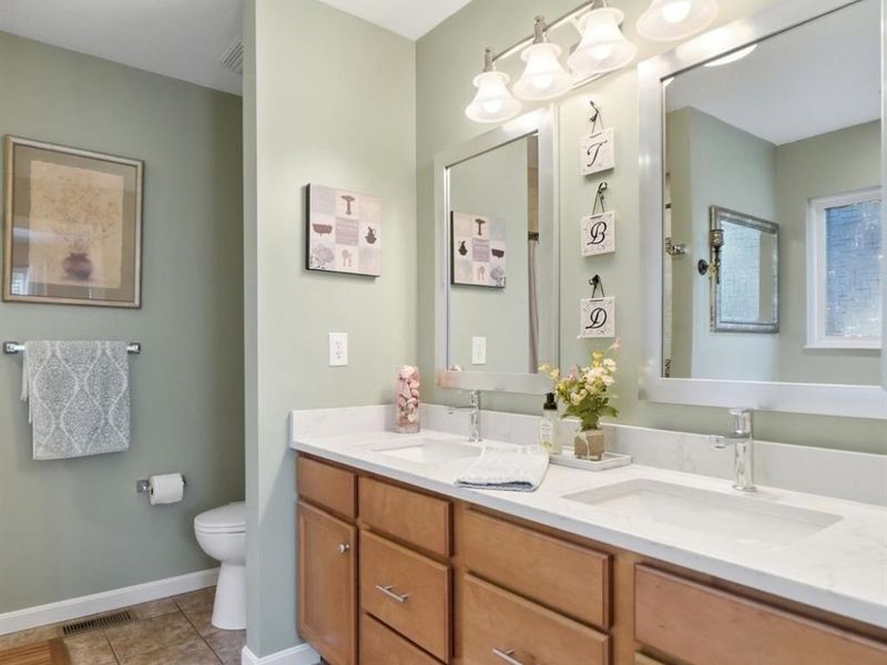 7426 Wethersfield Drive, Hamilton Township, OH 45039 Photo 25