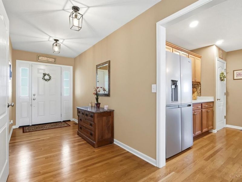 7426 Wethersfield Drive, Hamilton Township, OH 45039 Photo 6