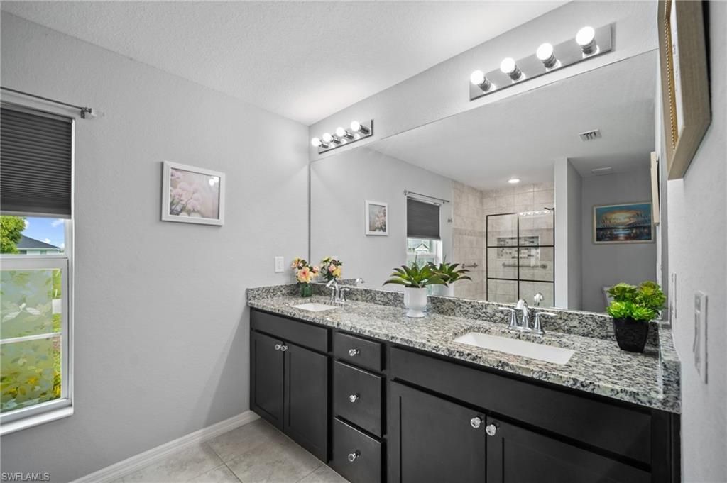 306 NW 11th St , Cape Coral, FL 33993 Photo