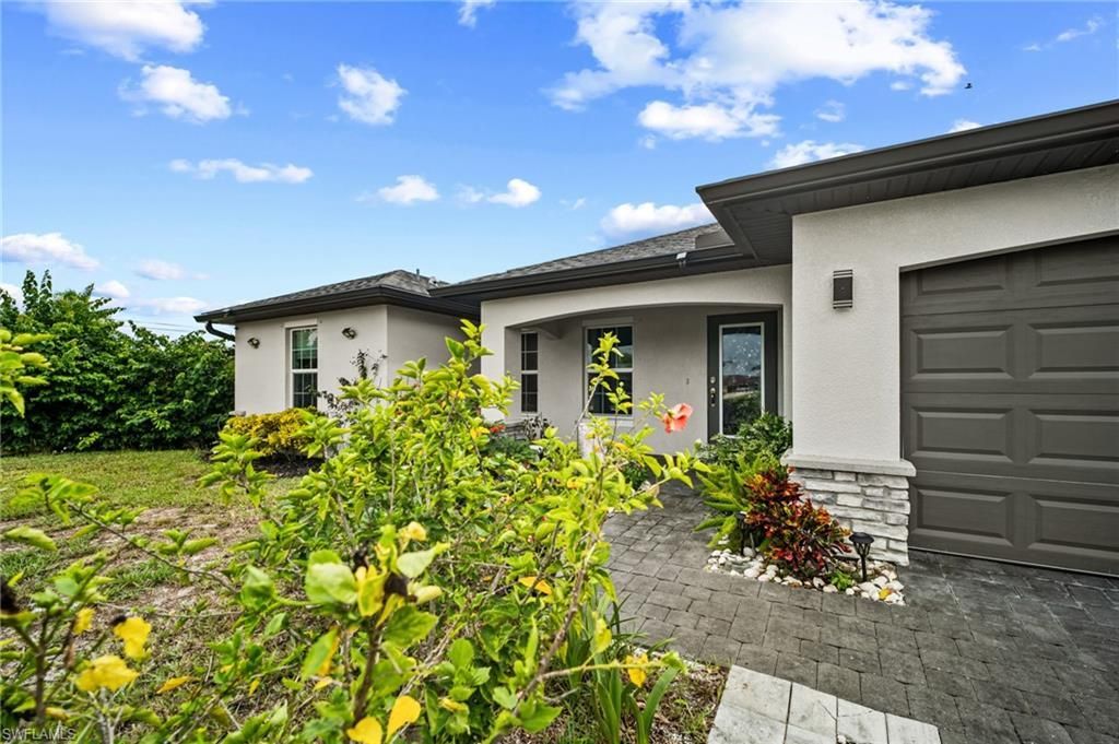 306 NW 11th St , Cape Coral, FL 33993 Photo