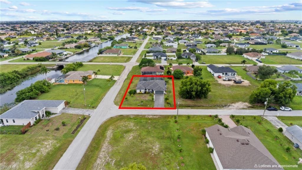 306 NW 11th St , Cape Coral, FL 33993 Photo