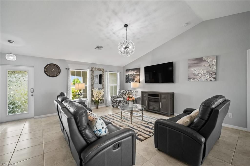 306 NW 11th St , Cape Coral, FL 33993 Photo