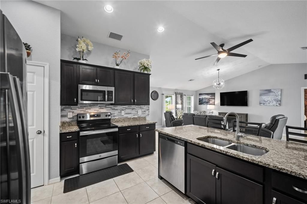 306 NW 11th St , Cape Coral, FL 33993 Photo