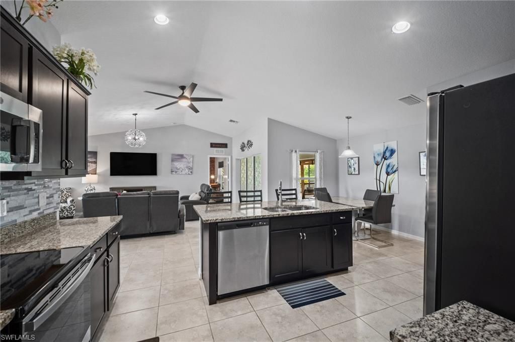 306 NW 11th St , Cape Coral, FL 33993 Photo