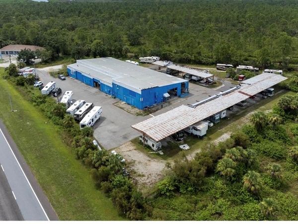11155 Tamiami TRL S, NORTH PORT, FL 34287