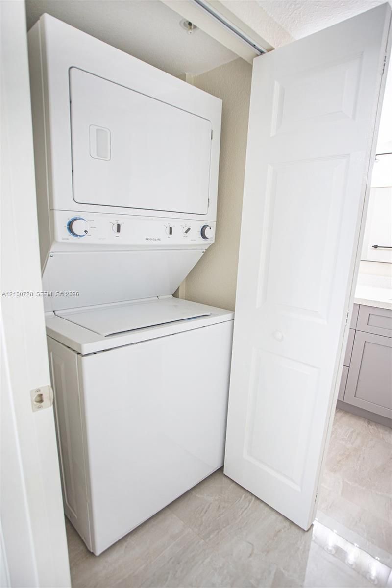 6777 Heritage Grande , Unit 1206, Boynton Beach, FL 33437 Photo