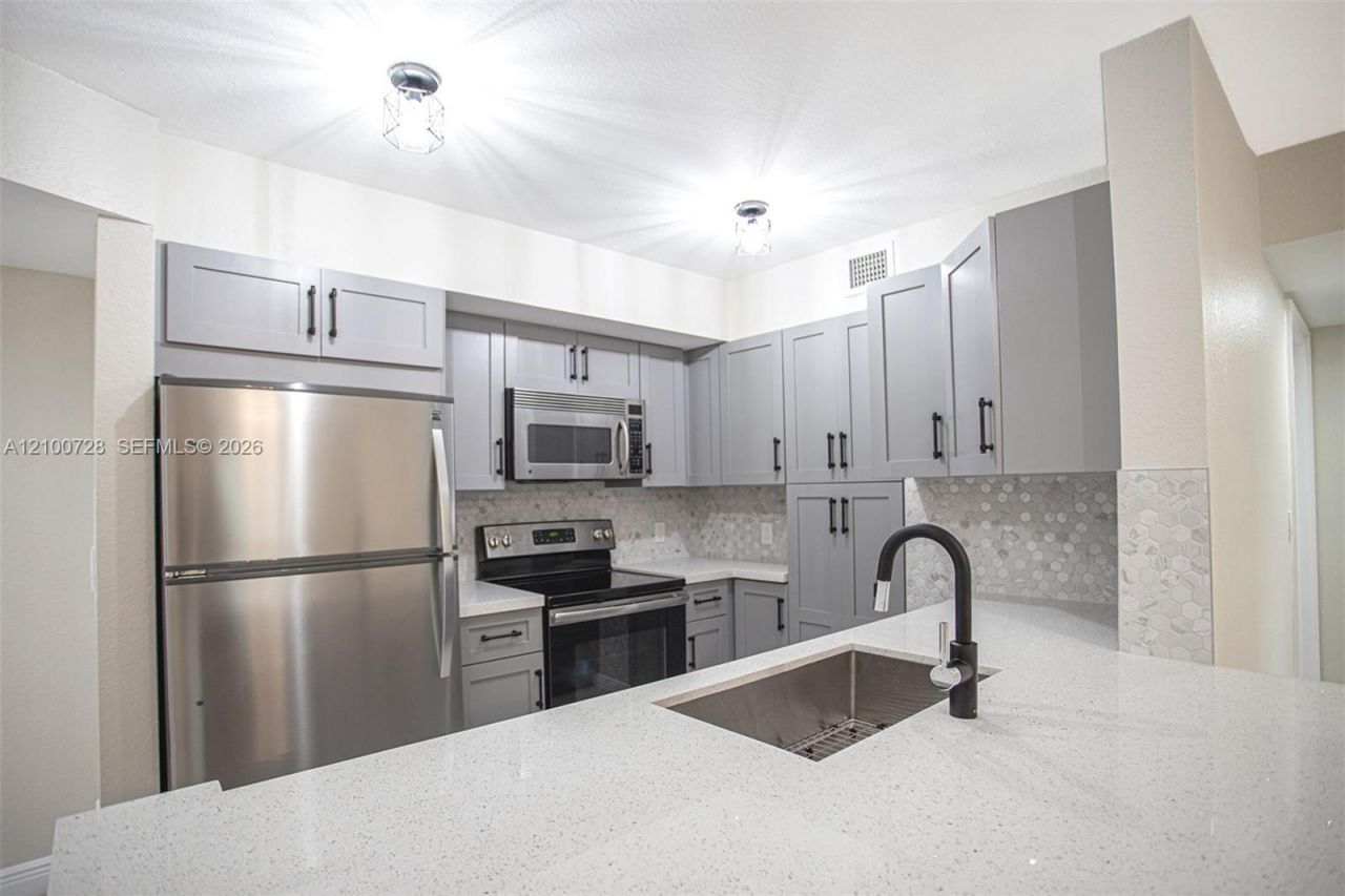 6777 Heritage Grande , Unit 1206, Boynton Beach, FL 33437 Photo