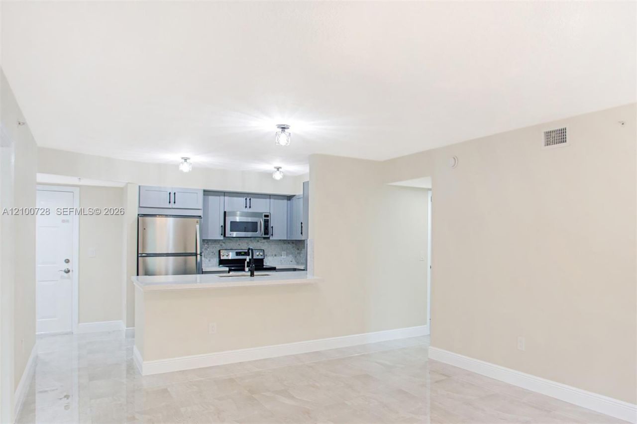 6777 Heritage Grande , Unit 1206, Boynton Beach, FL 33437 Photo