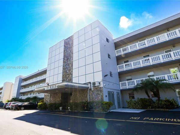 314 SE 10th St , Unit 307, Dania Beach, FL 33004