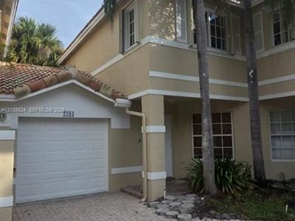 2283 NW 170th Ave, Pembroke Pines, FL 33028