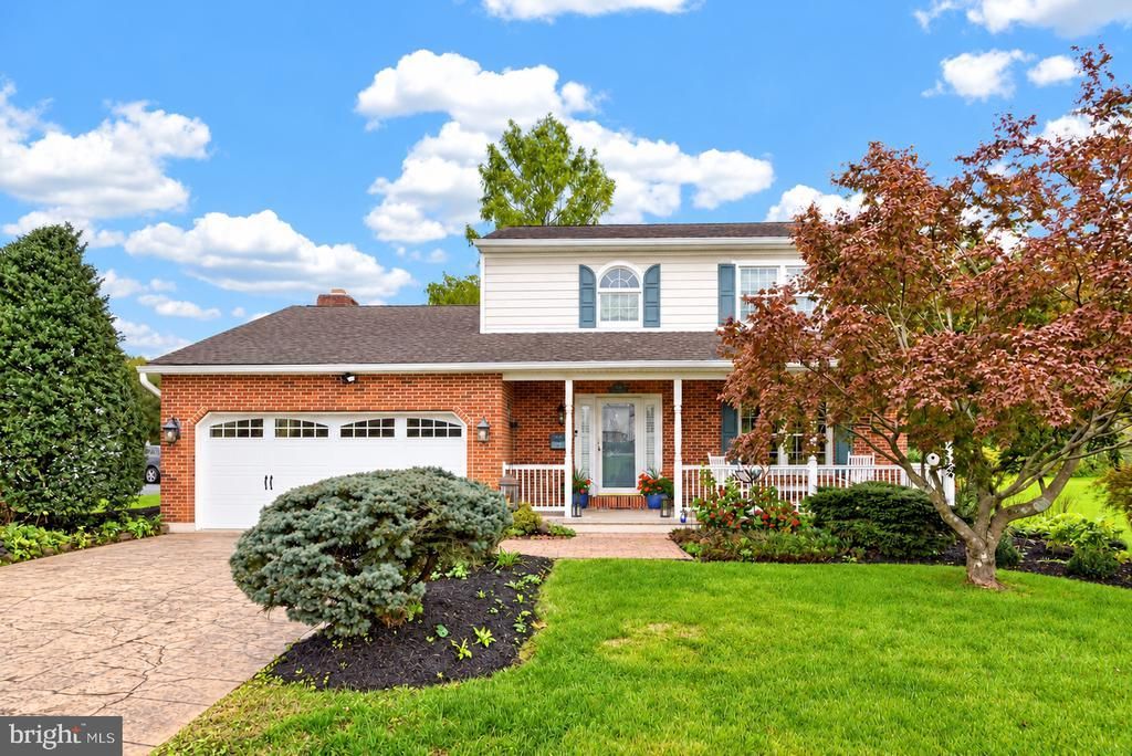 110 LLOYD AVENUE, DOWNINGTOWN, PA 19335