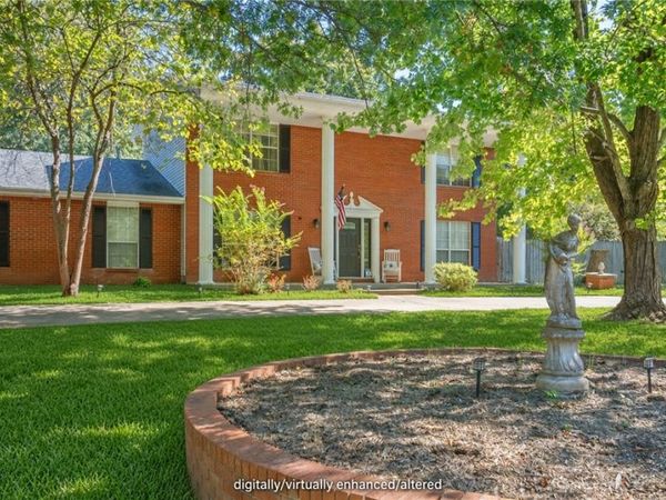 1165 W Huntington Drive , Fayetteville, AR 72701