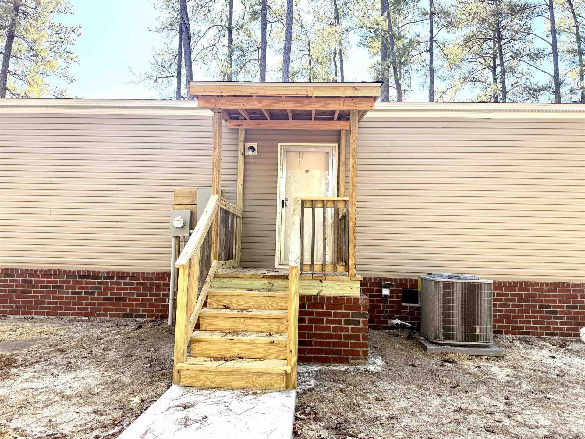 693 N Farr Ave.  Photo 13