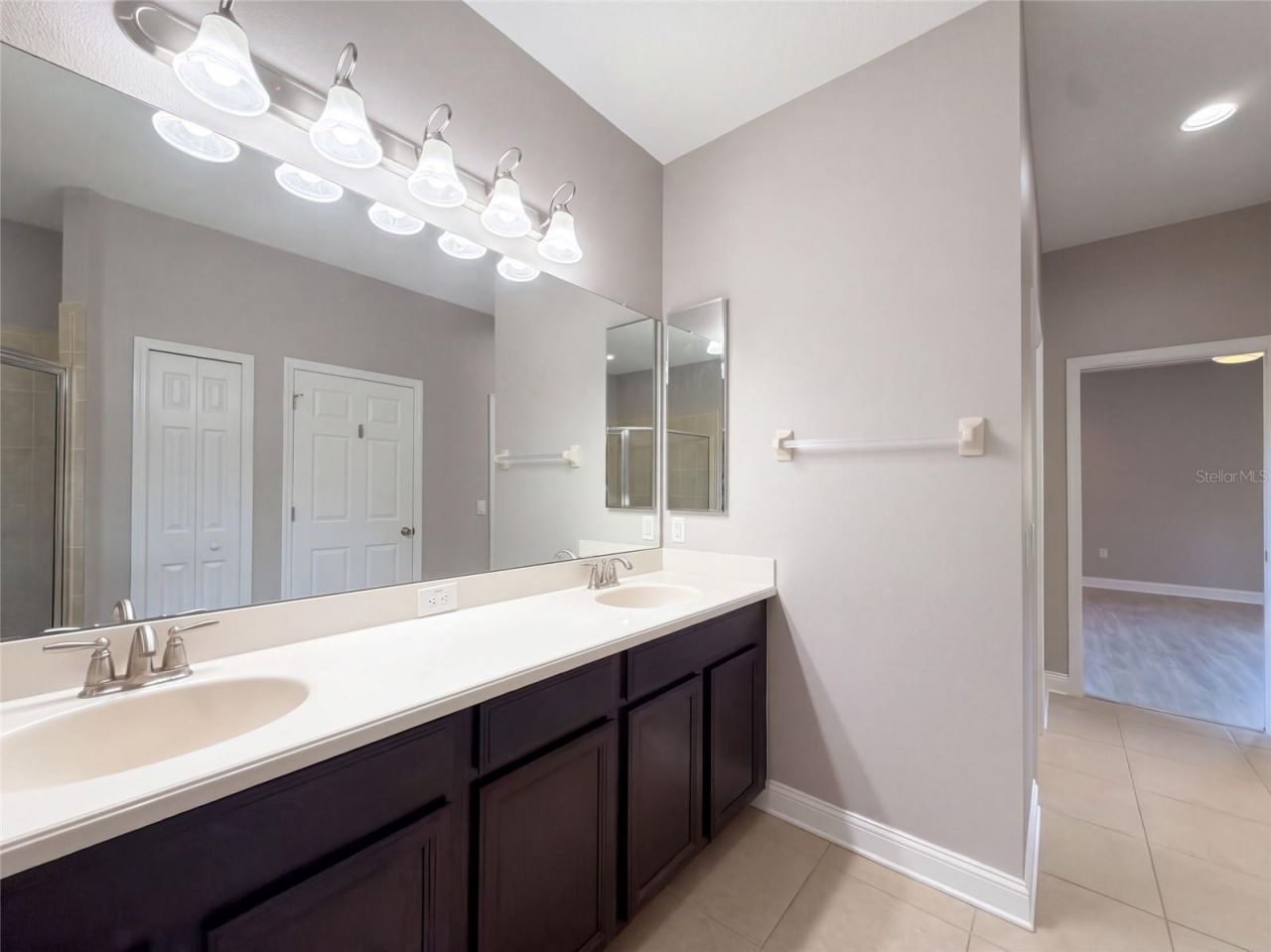 12424 Belcroft Drive , Riverview, FL 33579 Photo