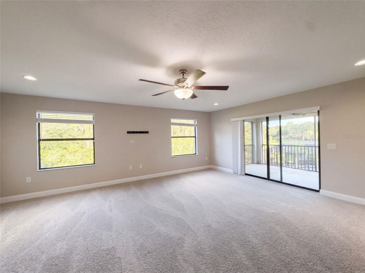 12424 Belcroft Drive , Riverview, FL 33579 Photo