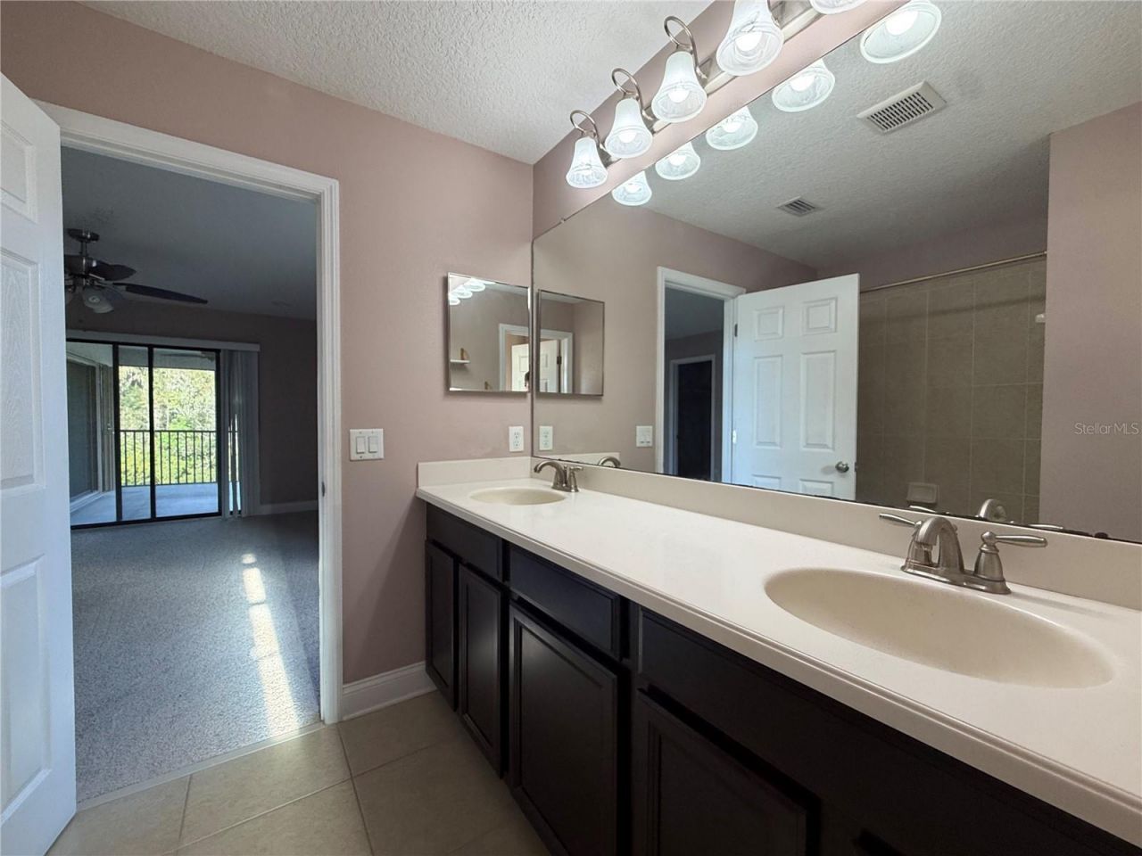 12424 Belcroft Drive , Riverview, FL 33579 Photo