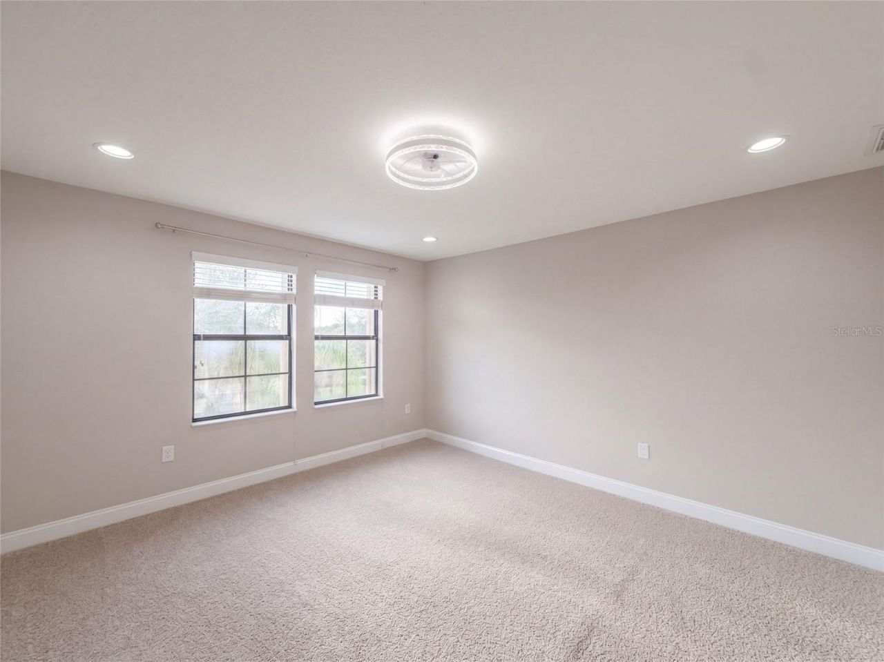 12424 Belcroft Drive , Riverview, FL 33579 Photo