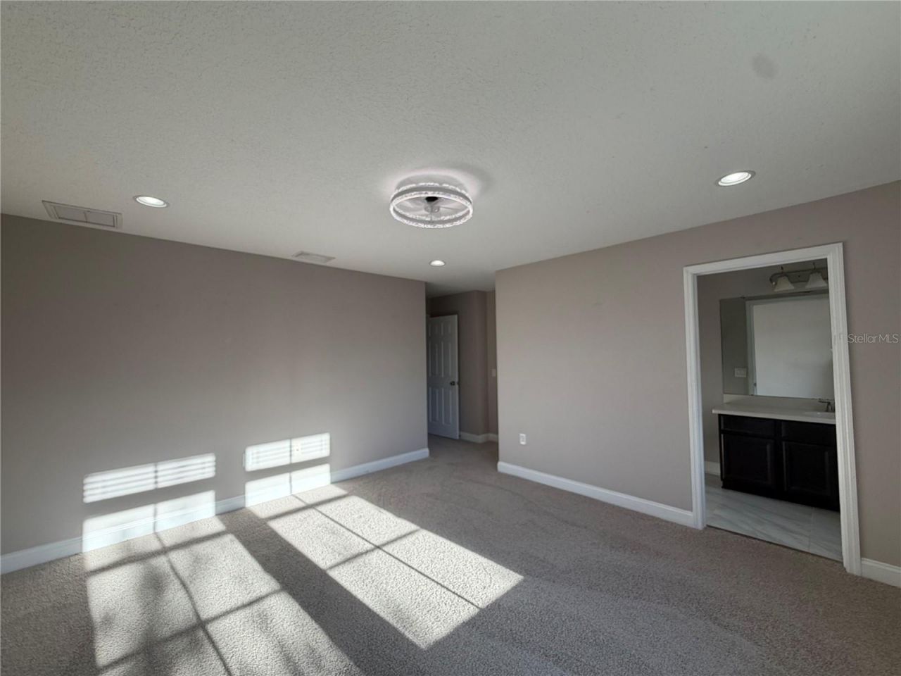 12424 Belcroft Drive , Riverview, FL 33579 Photo