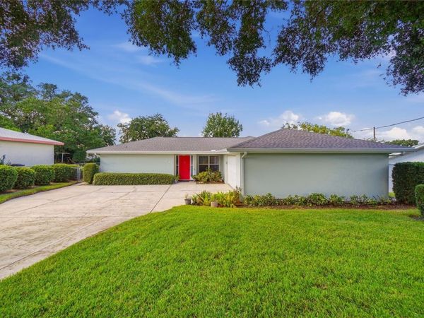 241 VOLUSIA DRIVE , WINTER HAVEN, FL 33884