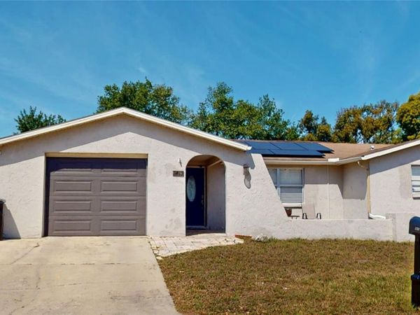7415 SAN MORITZ DRIVE , PORT RICHEY, FL 34668